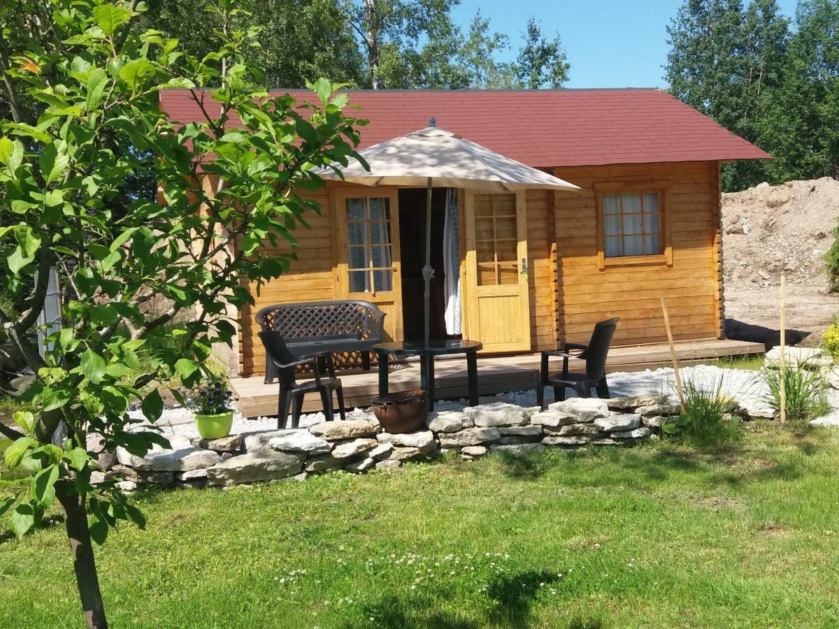 Penzion Hueueru Puhkemajad Huuru Exteriér fotografie